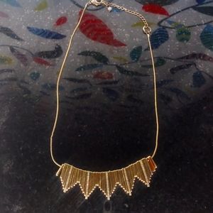 Vintage metallic zigzag necklace